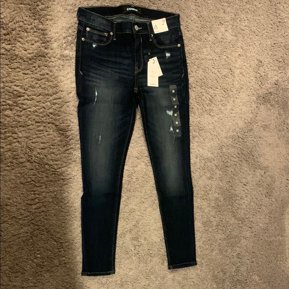 Express Women's Dark Wash Skinny Jeans